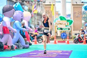 BIB: 501
                            <button type="button" onclick="openModal(24882971)" class="btn btn-primary btn-sm float-right btn-popup" data-toggle="modal" data-target=".modal-high-quality">
                        <i class="fas fa-shopping-cart"></i> Add to Cart
                    </button>
                                            <button type="button" onclick="isThisMe(24882971, true)" class="btn btn-success btn-sm float-right btn-popup btn-isme hidden" data-toggle="tooltip" data-placement="bottom" title="นี่คือรูปของคุณใช่ไหม คลิกที่นี่เพื่อเอาเข้าอัลบั้ม">
                        <i class="fas fa-plus"></i> Add to album
                    </button>
                    <button type="button" onclick="isThisMe(24882971, false)" class="btn btn-warning btn-sm float-right btn-popup btn-isnotme hidden">
                        <i class="fas fa-ban"></i> Remove from album
                    </button>